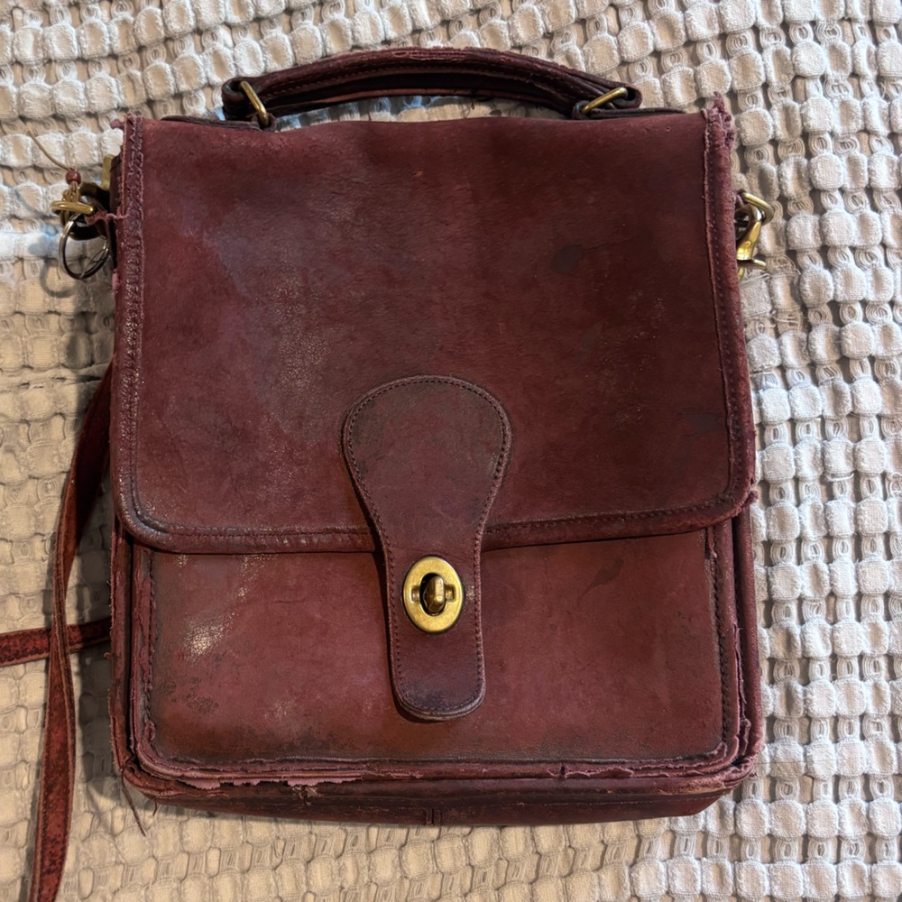 Vintage Coach Bag Messenger purple plum 70s Leather Bonnie Cashin Era NYC MADE